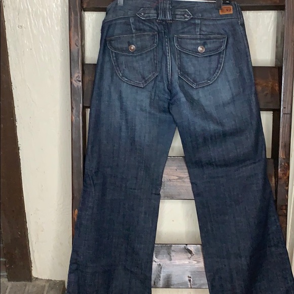 Jeans - Picture 4 of 5